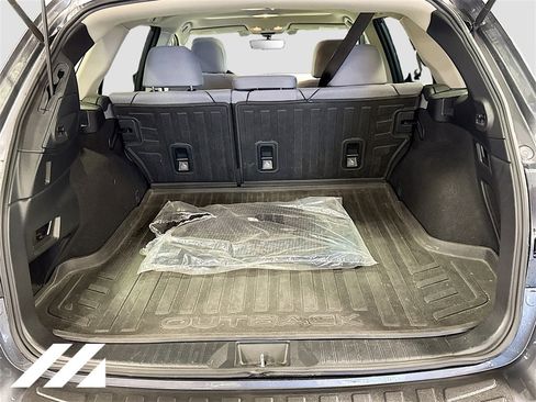Used 2019 Subaru Outback 2.5i Premium image 28