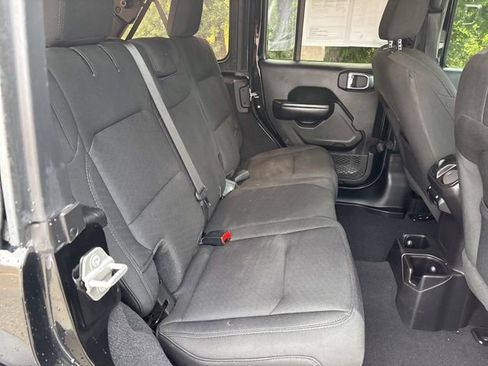 Used 2021 Jeep Wrangler Unlimited Sport image 16