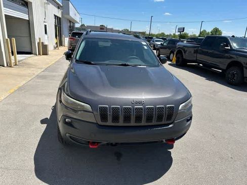 Used 2022 Jeep Cherokee Trailhawk w/ Premium Leather Package AWD/4WD image 25