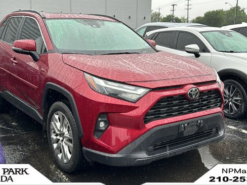 Used 2024 Toyota RAV4 XLE Premium image 1