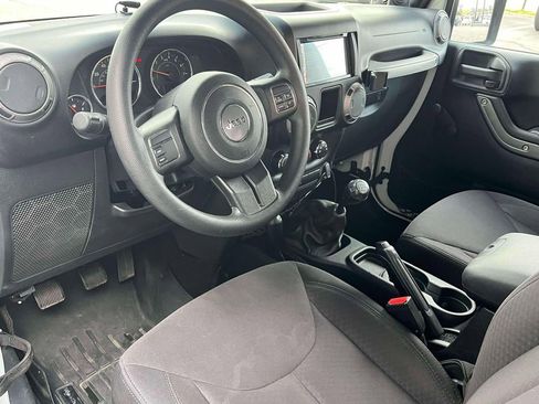 Used 2013 Jeep Wrangler Sport image 13