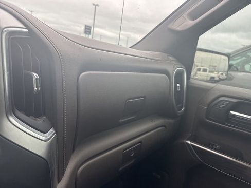 Used 2019 Chevrolet Silverado 1500 LTZ w/ LTZ Premium Package AWD/4WD image 24
