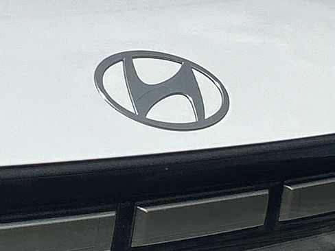 New 2026 Hyundai Santa Fe SEL FWD image 11
