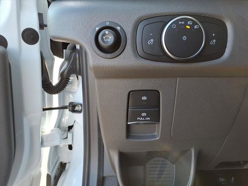 New 2026 Ford Transit 250 148 Medium Roof w/ Load Area Protection Package image 13