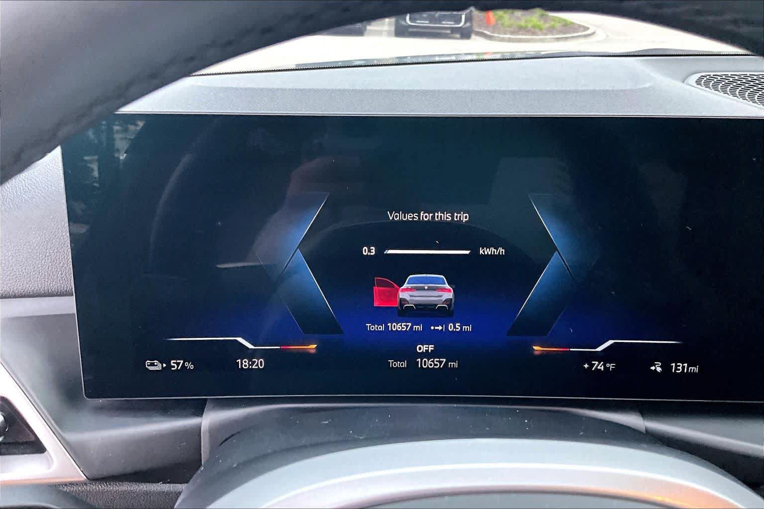 Used 2025 BMW i4 eDrive40 w/ M Sport Package RWD image 25