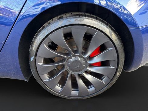 Used 2023 Tesla Model 3 Performance image 22