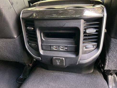 Used 2020 RAM 2500 Laramie image 38