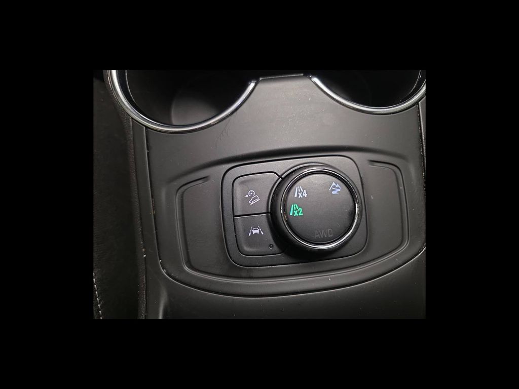 Used 2023 GMC Terrain SLE AWD/4WD image 24