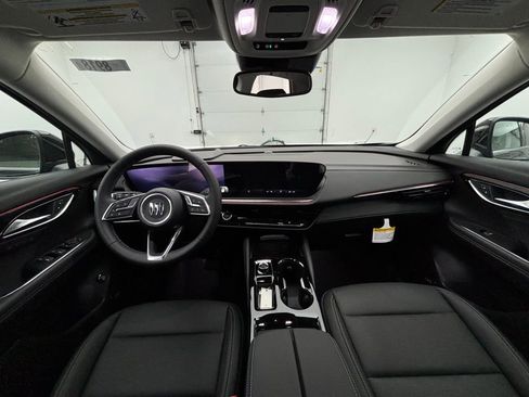 New 2025 Buick Envision Preferred image 2