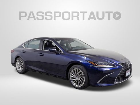Used 2019 Lexus ES 350 Ultra Luxury w/ Accessory Package FWD image 9
