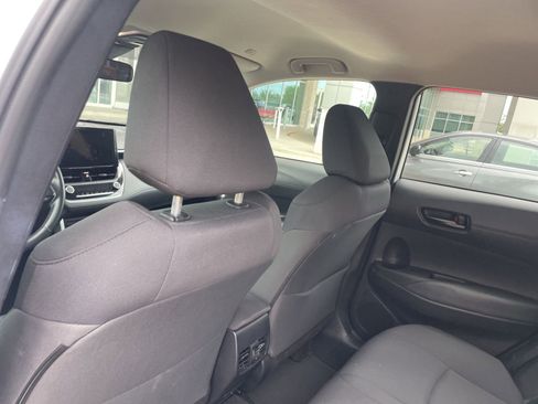 Used 2024 Toyota Corolla Cross LE AWD/4WD image 18