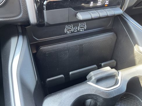 Used 2025 RAM 1500 Laramie image 29