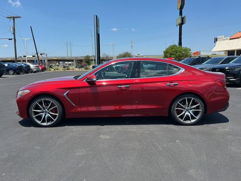Used 2019 Genesis G70 2.0T Sport RWD image 5