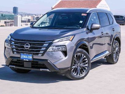 Certified 2025 Nissan Rogue Platinum w/ Tech Package