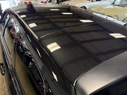 Used 2005 Dodge Magnum R/T image 34