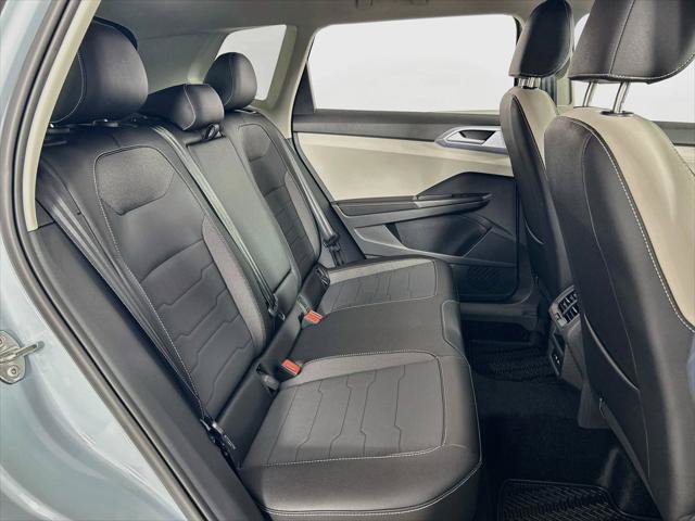 New 2027 Volkswagen Taos SE AWD/4WD image 26