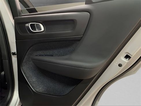 Used 2023 Volvo XC40 Recharge Ultimate w/ Protection Package Premier image 80