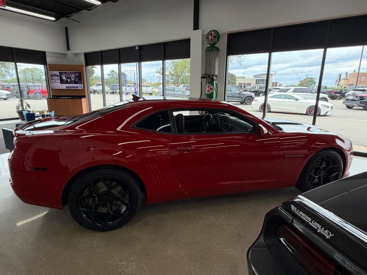Used 2011 Chevrolet Camaro SS w/ RS Package RWD image 8
