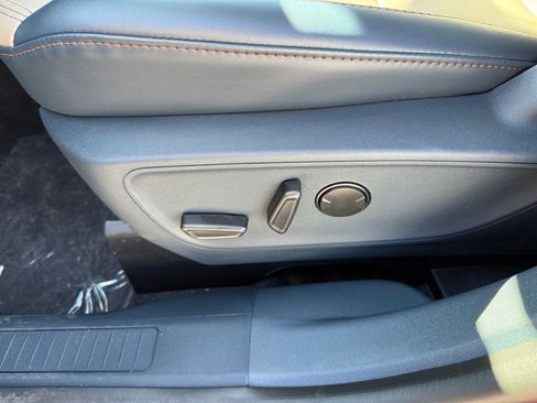 New 2025 Ford Maverick Lariat w/ 4K Tow Package image 8