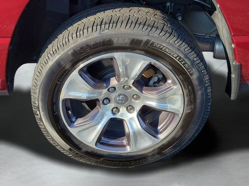 Used 2023 RAM 1500 Laramie AWD/4WD image 30
