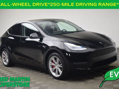 Used 2020 Tesla Model Y Long Range AWD/4WD image 1