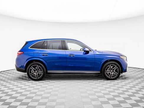 New 2025 Mercedes-Benz GLC 300 4MATIC image 6
