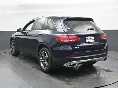 Used 2019 Mercedes-Benz GLC 300 4MATIC image 10