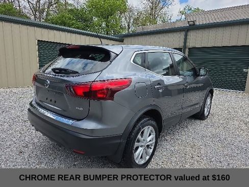 Used 2018 Nissan Rogue Sport S w/ S Appearance Package AWD/4WD image 5