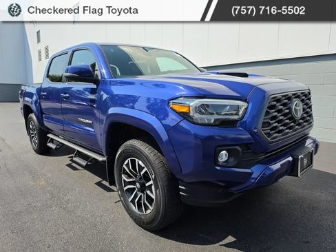 Used 2022 Toyota Tacoma TRD Sport w/ TRD Premium Sport Package AWD/4WD image 7