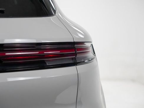 New 2026 Porsche Cayenne S image 12