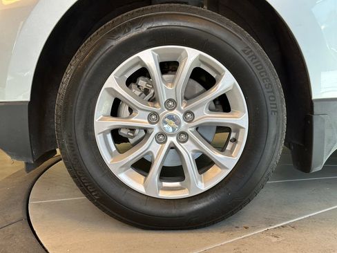 Used 2020 Chevrolet Traverse LT w/ LT Premium Package AWD/4WD image 25
