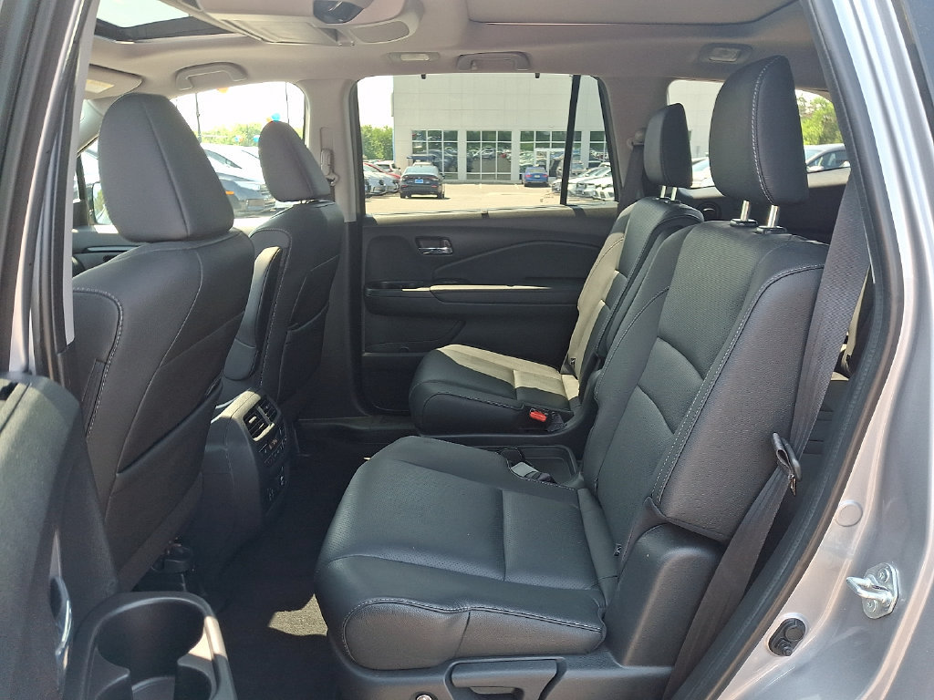 Used 2022 Honda Pilot Elite image 10