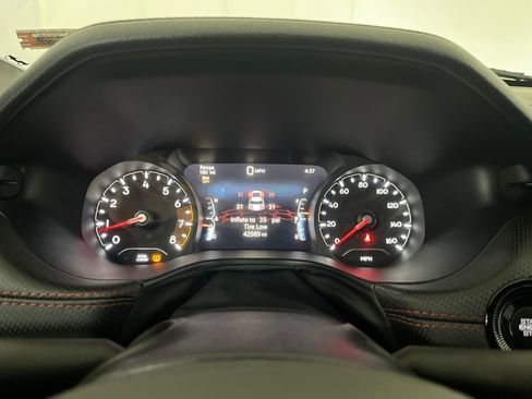 Used 2024 Jeep Compass Trailhawk image 69