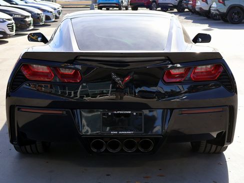 Used 2016 Chevrolet Corvette Stingray Coupe w/ 2LT Preferred Equipment Group image 7