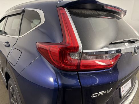 Used 2018 Honda CR-V Touring image 29