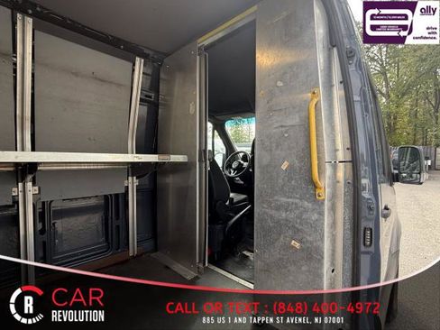 Used 2019 Mercedes-Benz Sprinter 170 image 12