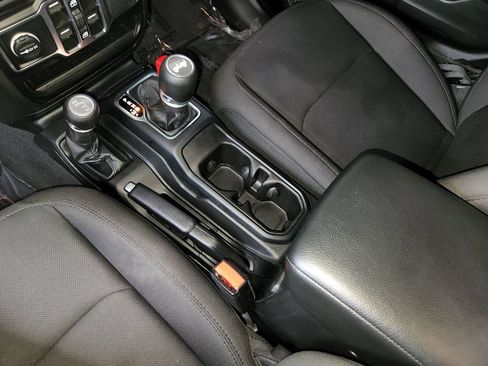 Used 2023 Jeep Wrangler Unlimited Sport w/ Sun And Sound Package AWD/4WD image 24