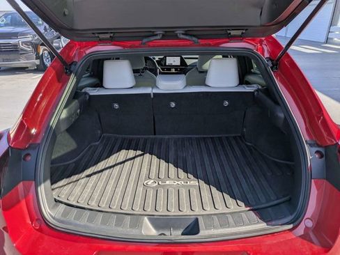 Used 2024 Lexus UX 250h FWD image 12