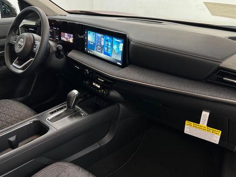 New 2026 Nissan Kicks SV w/ Cold Weather Package FWD image 26