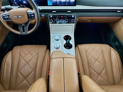 Used 2025 Genesis GV80 3.5T Prestige image 19