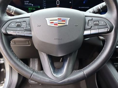 Used 2025 Cadillac XT4 Premium Luxury FWD image 11