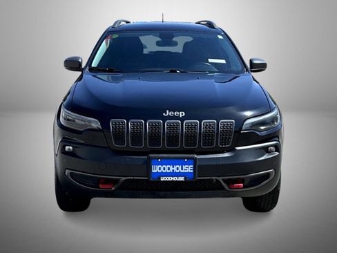Used 2019 Jeep Cherokee Trailhawk w/ Cold Weather Group AWD/4WD image 2