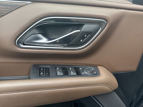 Used 2024 Chevrolet Tahoe High Country image 18