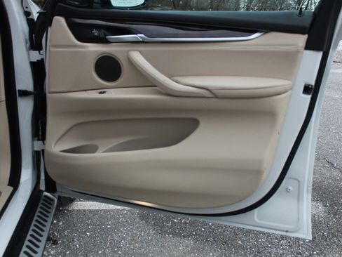 Used 2015 BMW X5 xDrive35i image 18