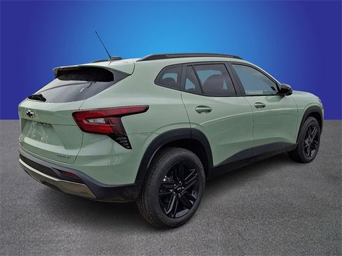 New 2026 Chevrolet Trax ACTIV image 3
