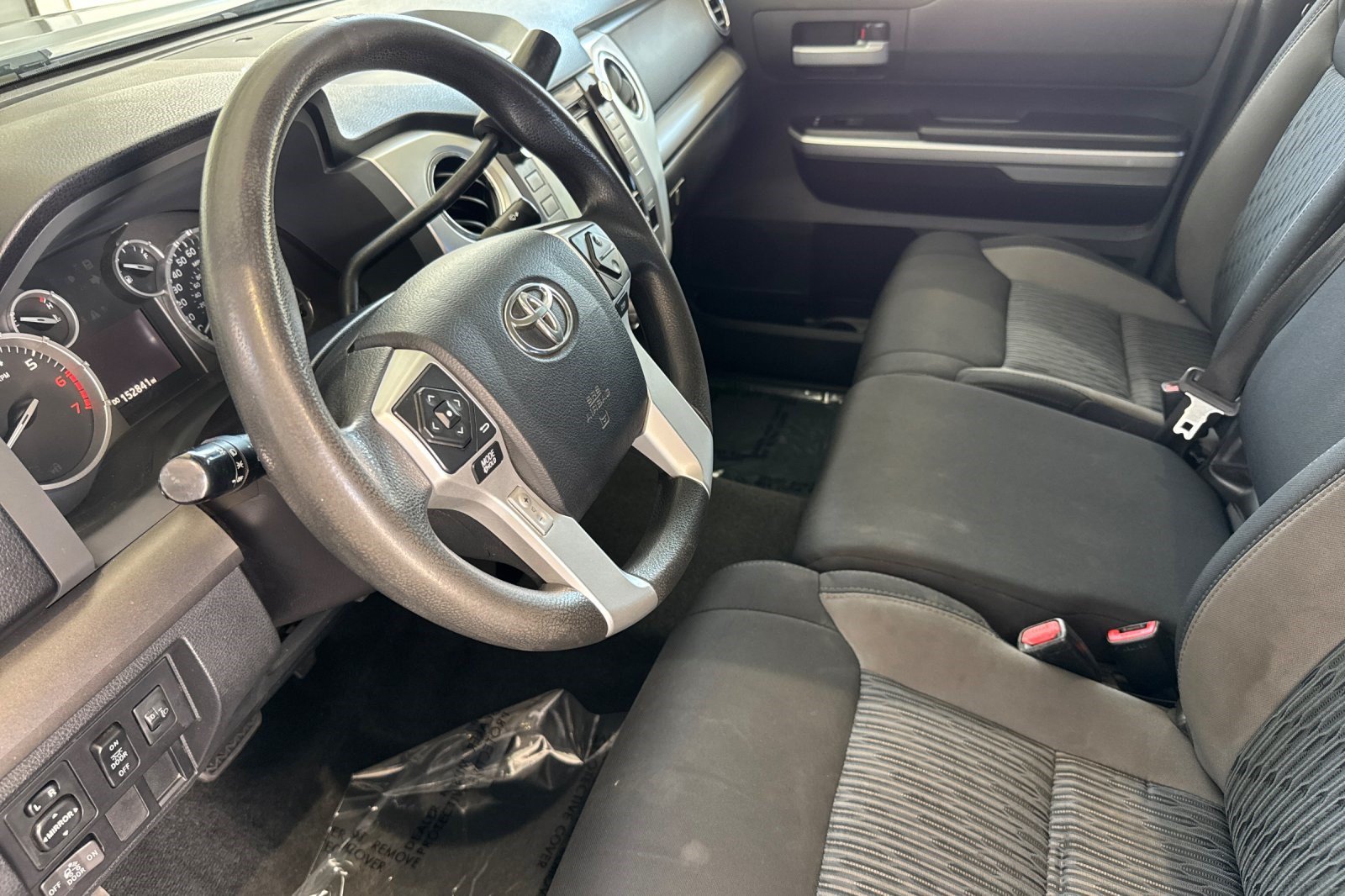 Used 2016 Toyota Tundra SR5 w/ TRD Off Road Package AWD/4WD image 11