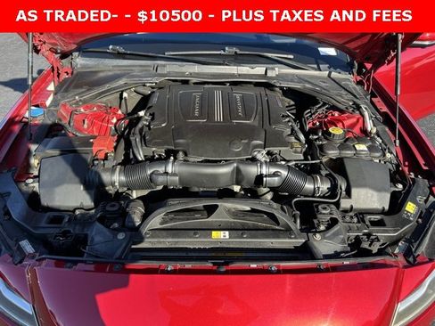 Used 2016 Jaguar XF S image 11
