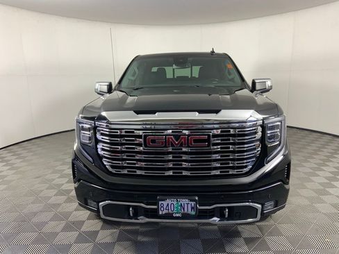 Used 2022 GMC Sierra 1500 Denali image 4
