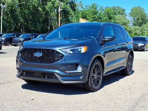 Used 2024 Ford Edge ST-Line AWD/4WD image 3