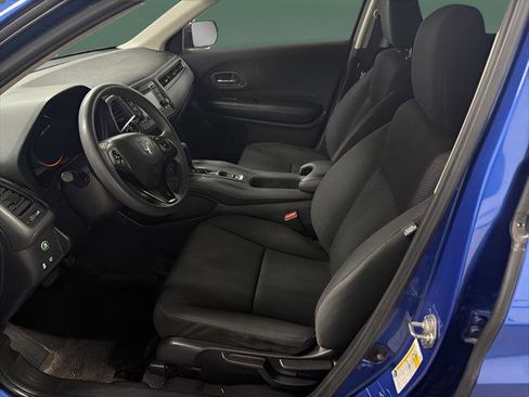 Used 2018 Honda HR-V LX image 10